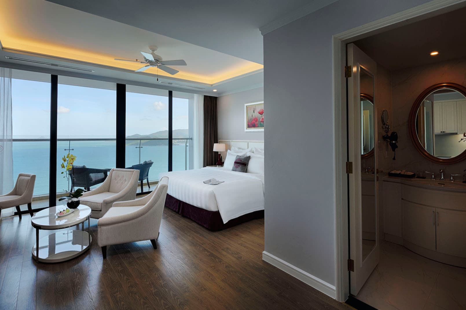 [Vinpearl 2026 - 2027] | VINPEARL BEACHFRONT NHA TRANG (VINPEARL CONDOTEL BEACHFRONT NHA TRANG)- 2 bedroom ocean view thumbnail 1