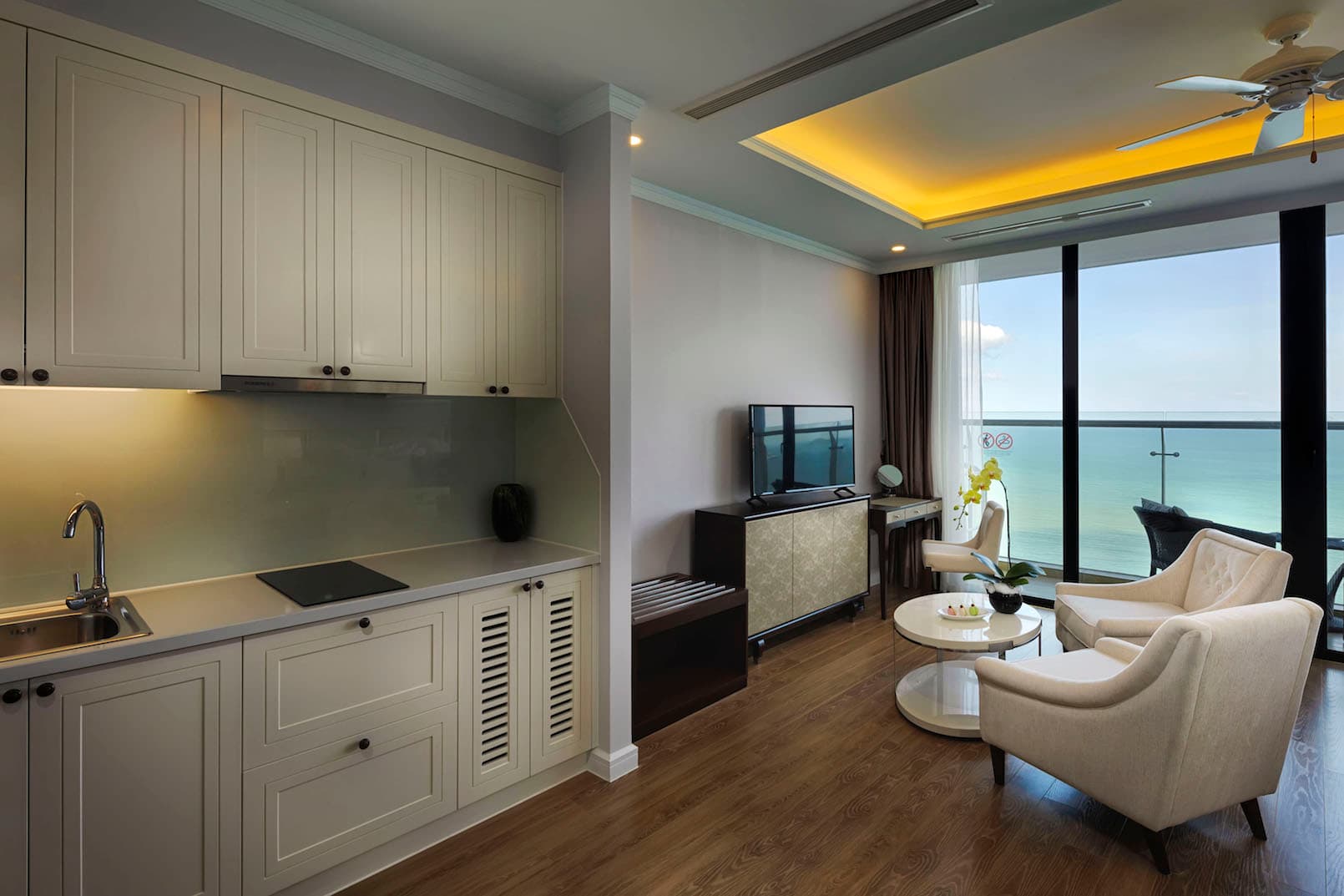 [Vinpearl 2026 - 2027] | VINPEARL BEACHFRONT NHA TRANG (VINPEARL CONDOTEL BEACHFRONT NHA TRANG)- Studio Room thumbnail 1
