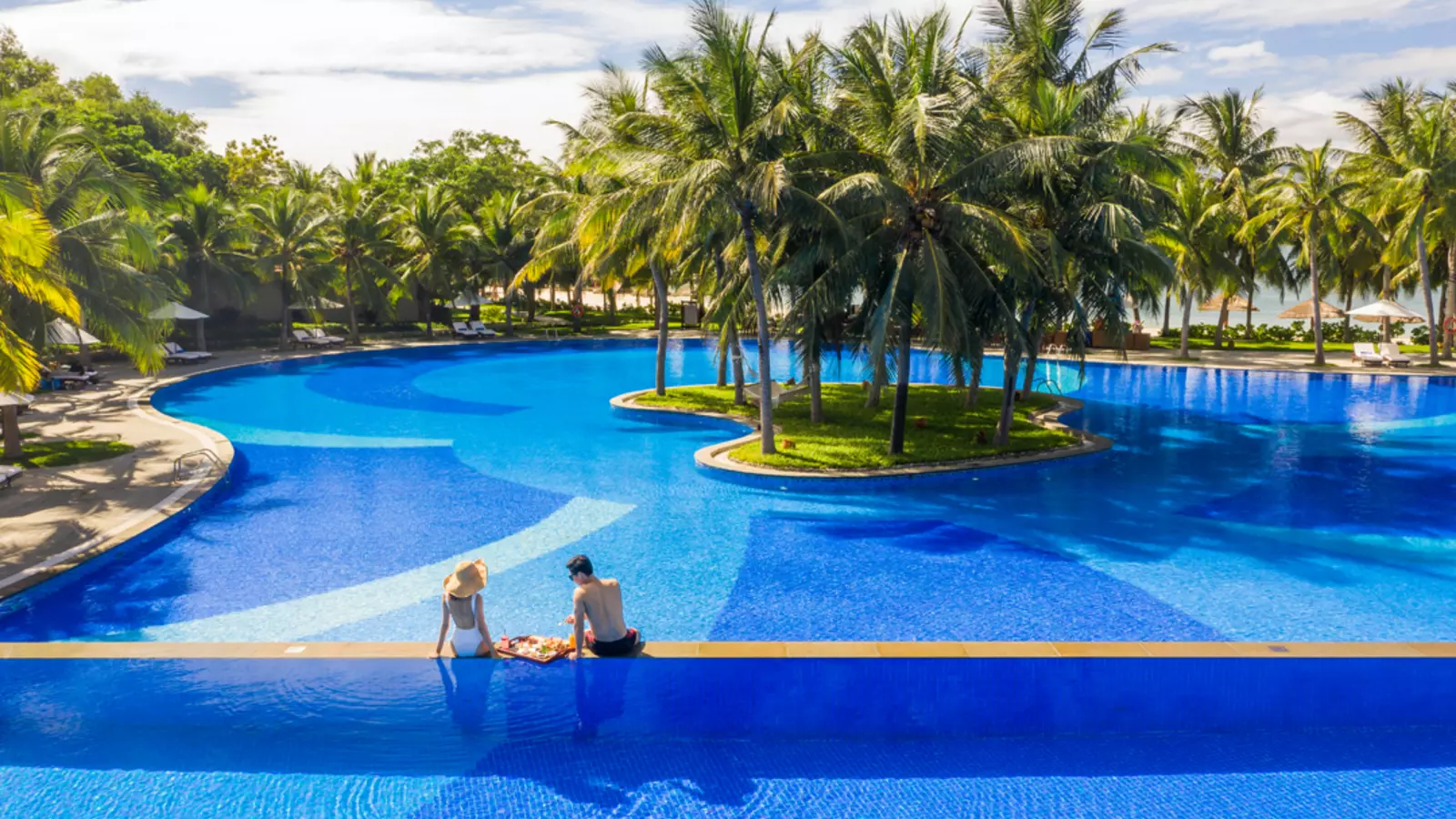 [Vinpearl 2026 - 2027] | VINPEARL LUXURY NHA TRANG - Villa 1-bedroom Premier Garden View thumbnail 7