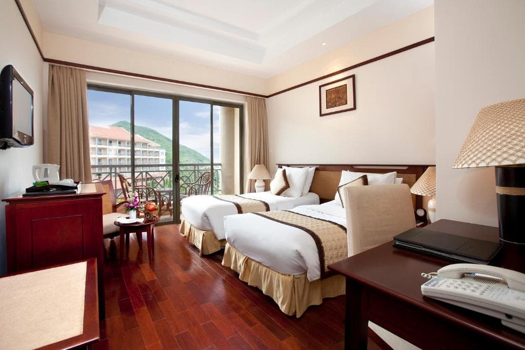 [Vinpearl 2026 - 2027] | VINPEARL NHA TRANG RESORT- Deluxe Room - Ăn 3 bữa + VinWonders