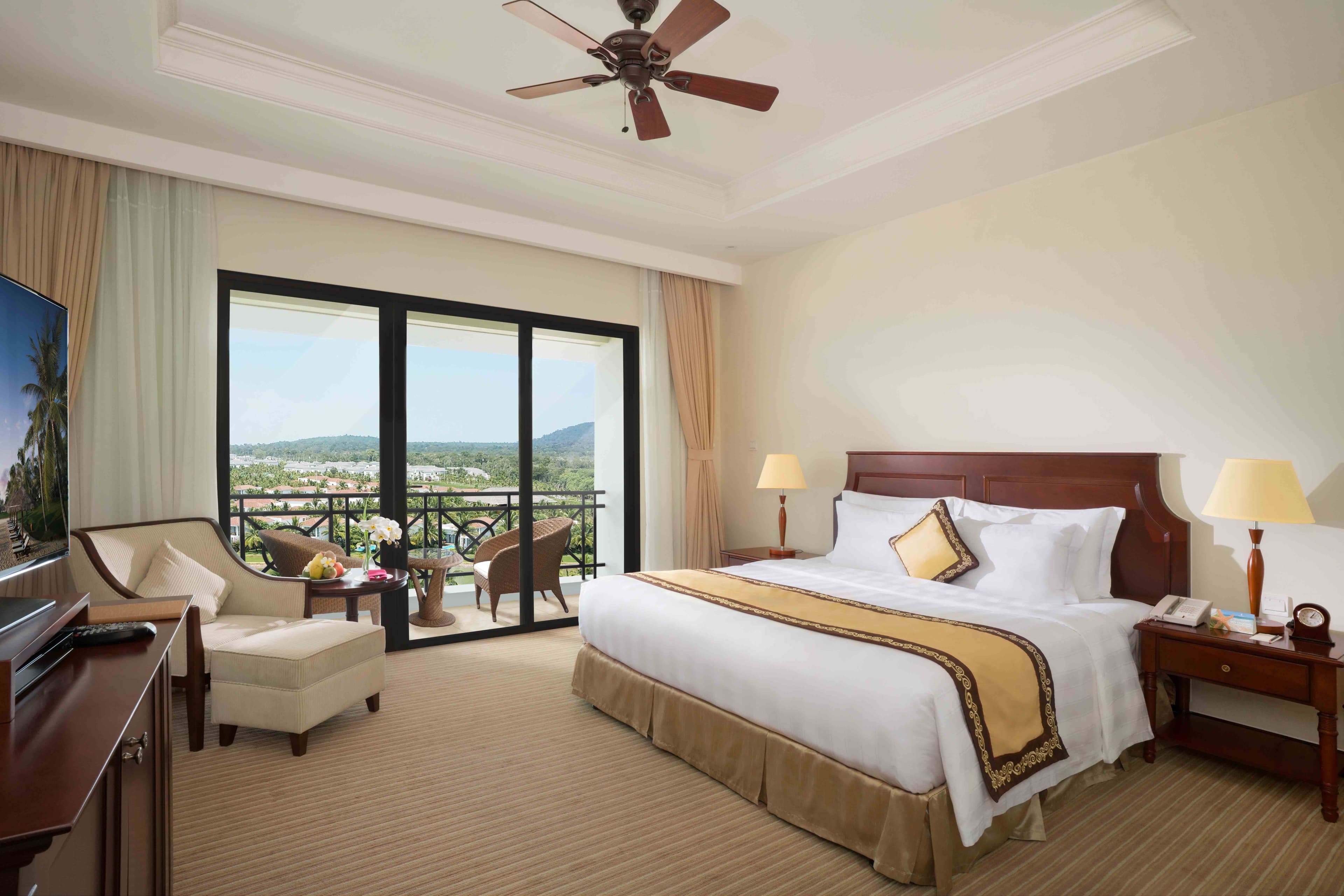 [Vinpearl 2026 - 2027] | VINPEARL PHÚ QUỐC RESORT & SPA - Deluxe Room - Ăn 3 bữa + VinWonders thumbnail 1